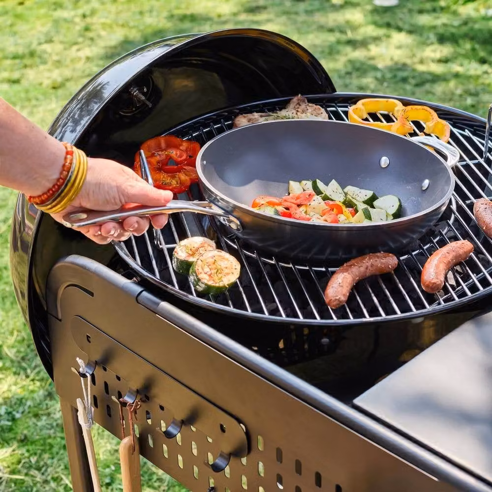 Sweek Round Charcoal Barbecue in Black, Enamelled Steel with Trolley and Thermometer, Diameter: 53 cm – 5