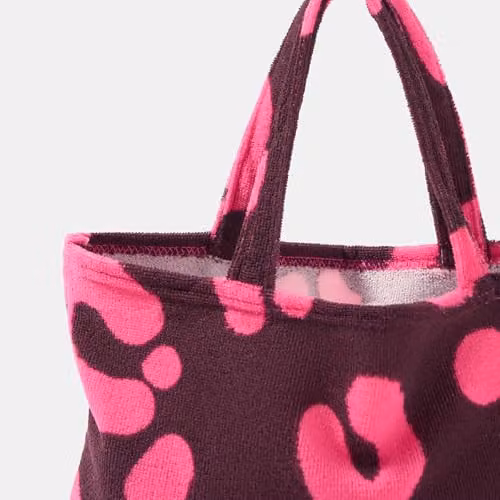OHS Burgundy Abstract Leopard Print Microfibre Beach Towel with Bag, W: 75 cm, L: 215 cm – 8