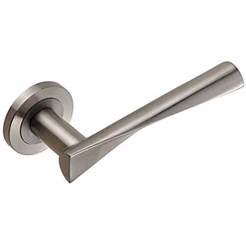 Loops Pair of Angular Twisted Lever on Round Rose Door Handles in Brushed Satin Stainless Steel with Concealed Fixings