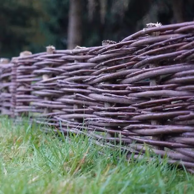 Woven Wood Willow Lawn Edging, 4 Pieces, 4m Total Length, Height: 20 cm, Brown