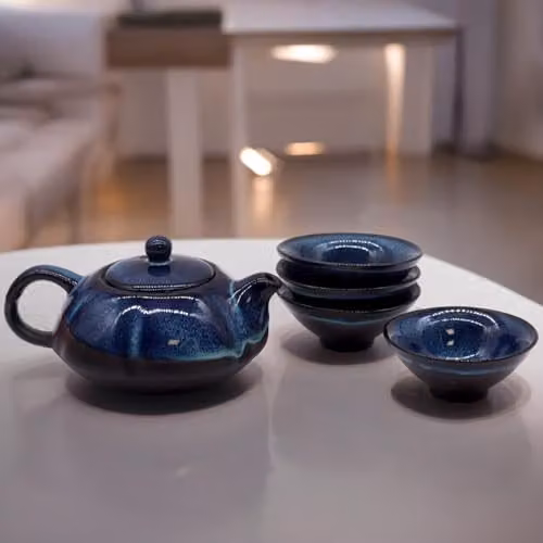 KDMD Herbal Blues Ceramic Teapot and Four Cup Set in Blue – 1