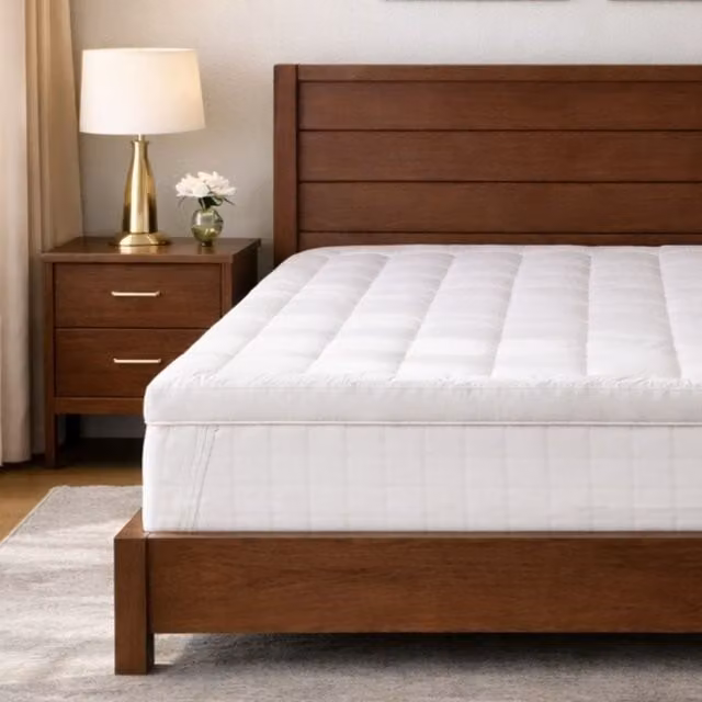 MHG Living Luxury Mattress Topper in White, King Size