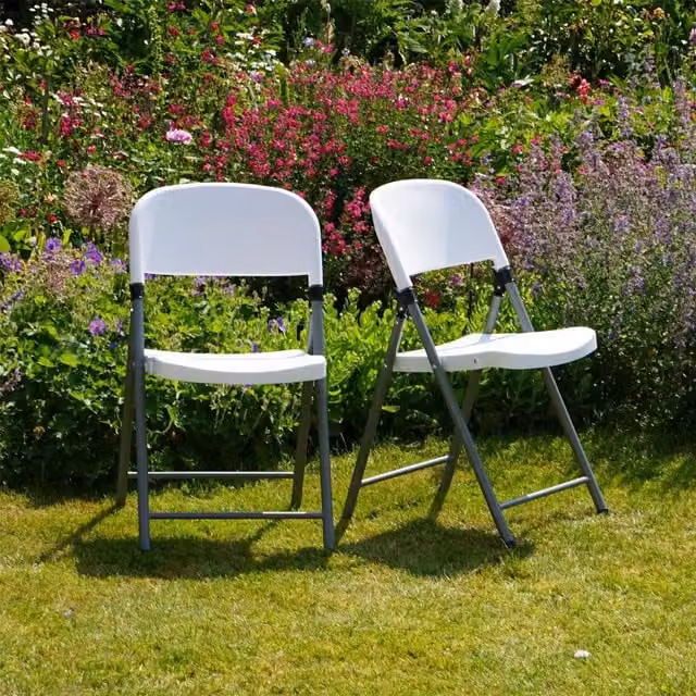Harbour Housewares White Folding Trestle Garden Chairs for Adults