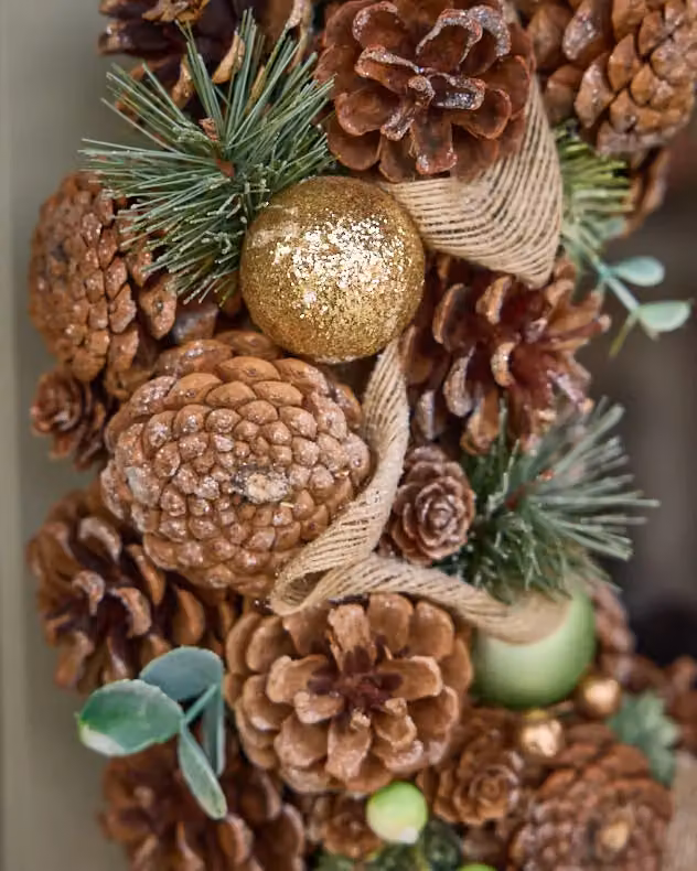 Dibor Giant Foliage Christmas Wreath in Multicolour and Brown, Diameter: 50 cm – 5