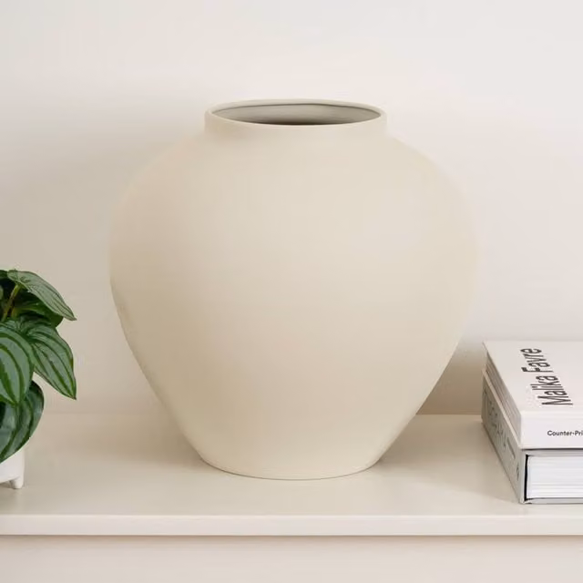Scottish Everlastings Ltd White Ceramic Modern Round Tabletop Vase, Height: 28 cm