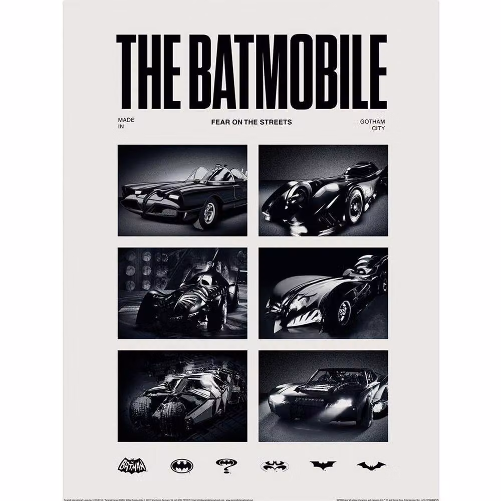 Batman 1989 Batmobile Typography Paper Poster in White – 2