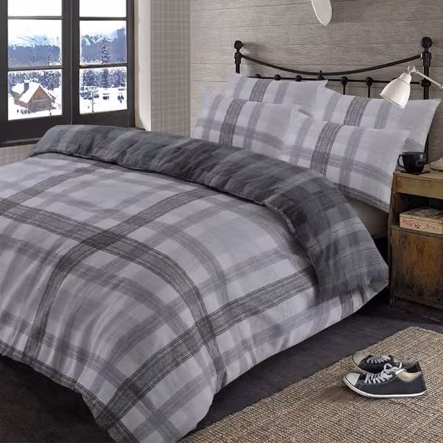 Dreamscene Reversible Graphic Duvet Cover and Pillowcase Set in Grey, 200 x 200 cm