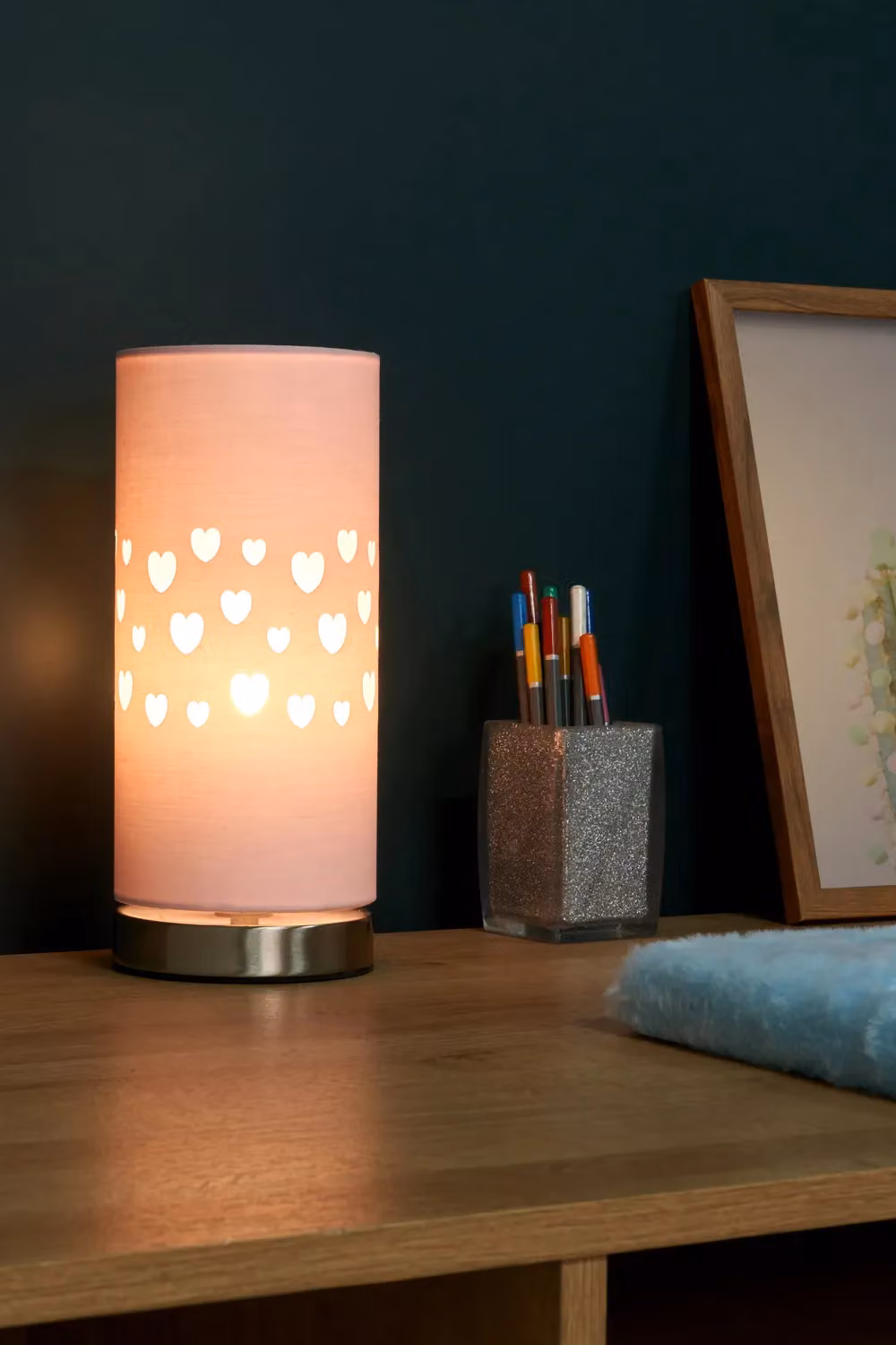 BHS Lighting Glow Hearts Table Lamp in Pink – 2