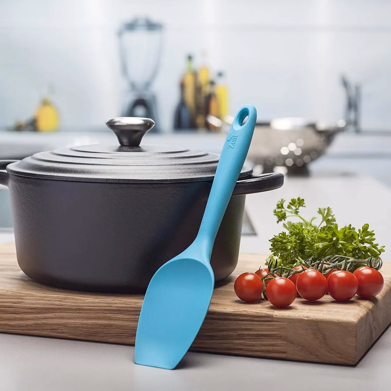 Zeal Silicone Non-Scratch Spatula Spoon in Turquoise Blue, 26 cm – 2