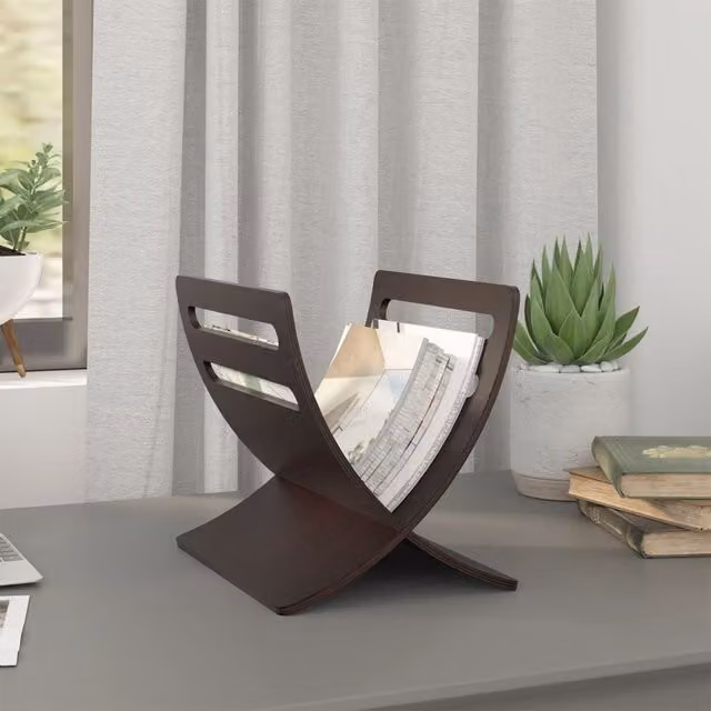Berkfield Home Wooden Floor Standing Magazine Rack in Brown
