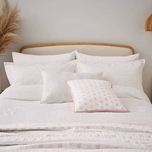 Murmur Iris Reversible White Cotton Jacquard Kingsize Duvet Cover