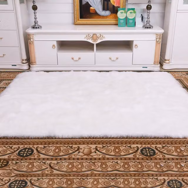 Livingandhome Luxury Soft Rectangle Shaggy Rug in White, W: 180 cm, Height: 5.5 cm