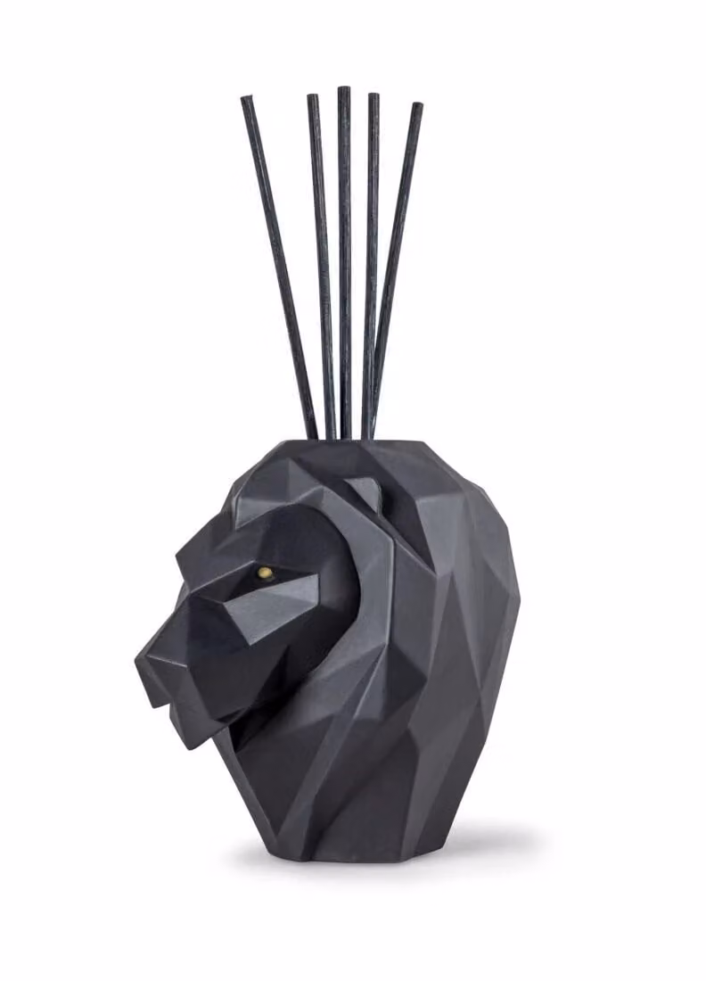 Lladró Unbreakable Spirit Lion Porcelain Reed Diffuser in Black