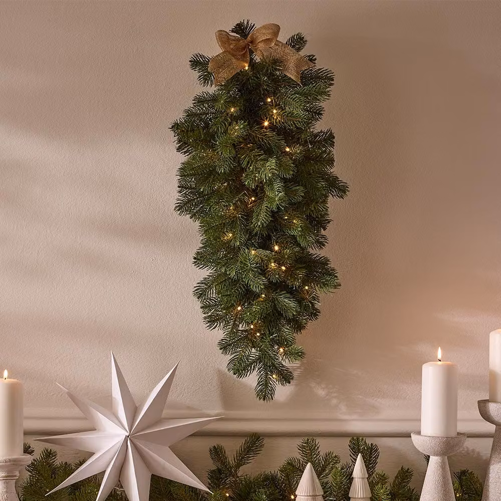 Noma Highgrove Spruce Teardrop Pre Lit Wreath with Warm White LED Lights, Green, 35 cm Width