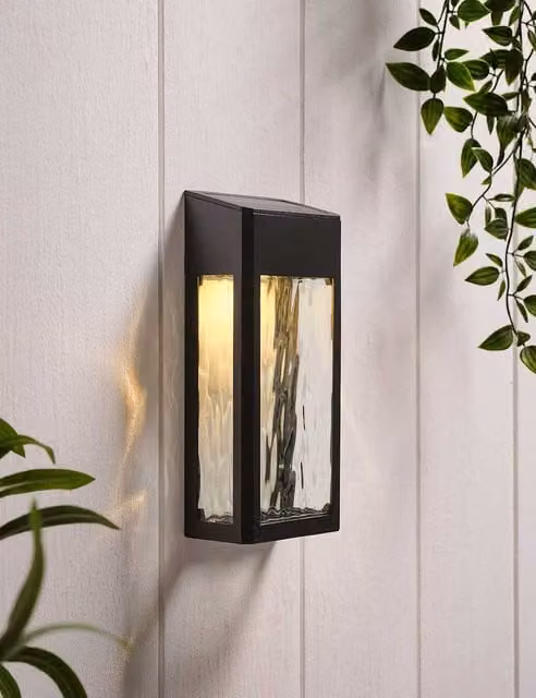 Lights4fun Crackle Solar LED Wall Light in Black with Transparent Glass