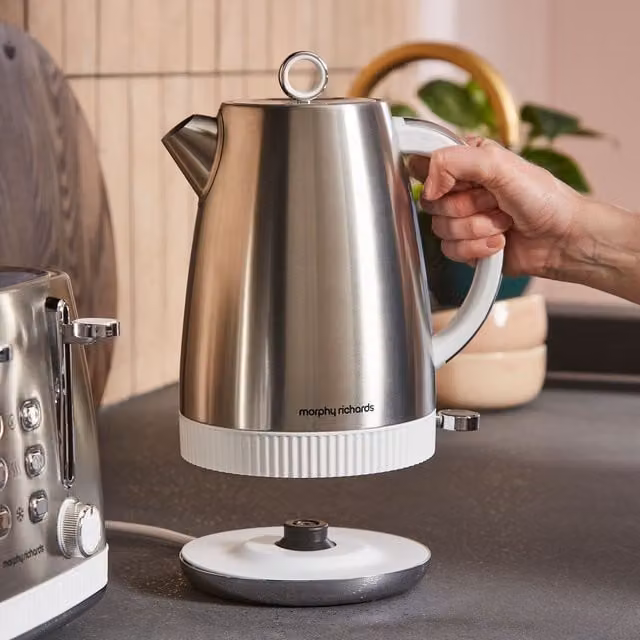 Morphy Richards Mexborough 1.7 l Stainless Steel Kettle - White