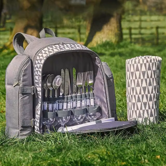 VonShef 4 Person Picnic Backpack with Dining Set in Grey