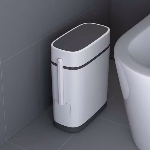 Livingandhome Slim Flip Top Freestanding Toilet Bin with Built-in Brush in White and Black