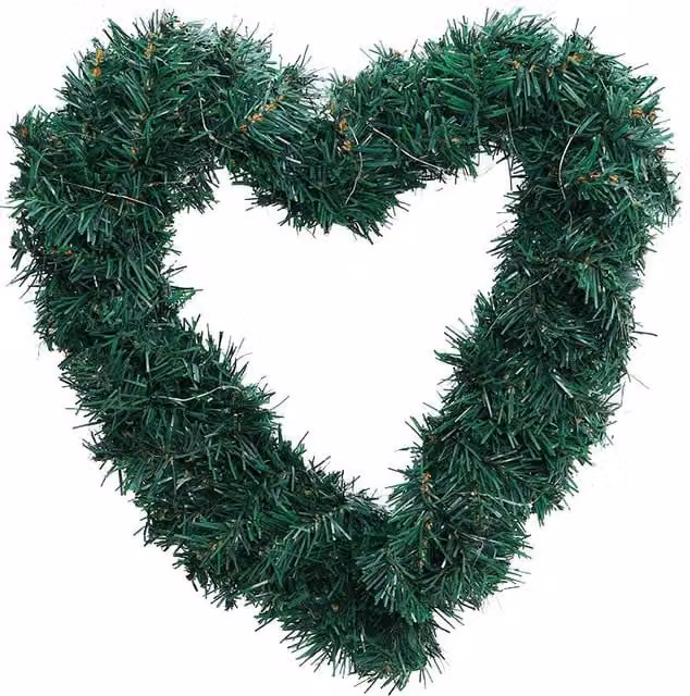 Living and Home Artificial Heart-shaped Christmas Door Hanging Garland with Light String in Green