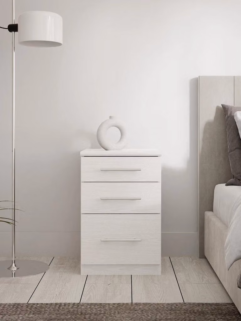 Prague Graduated Bedside Cabinet in White with 3 Drawers and Extra Deep Bottom Drawer