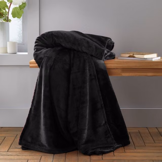 Catherine Lansfield Raschel Velvet Touch Throw in Black, W/D/H: 130 x 170 cm – 1
