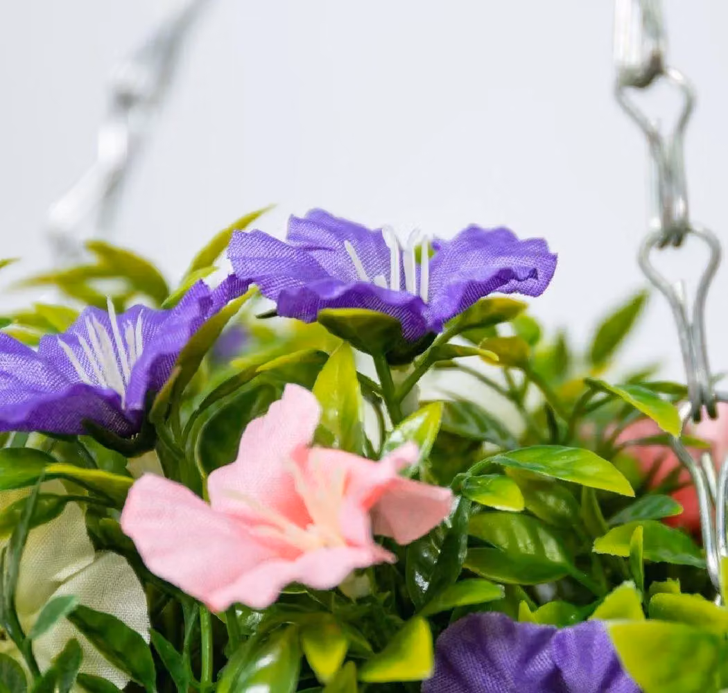 Primrose Artificial Petunia Flowers in a Rattan Hanging Basket, Pink, Purple and White, Diameter: 25 cm – 5
