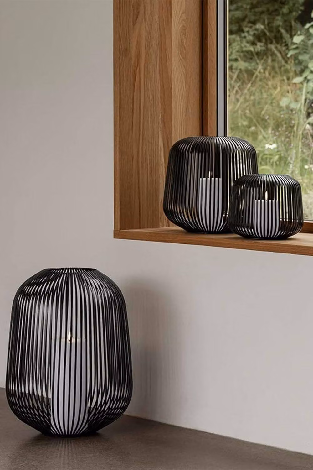 Blomus Lito Large Lantern Candle Holder in Black – 3