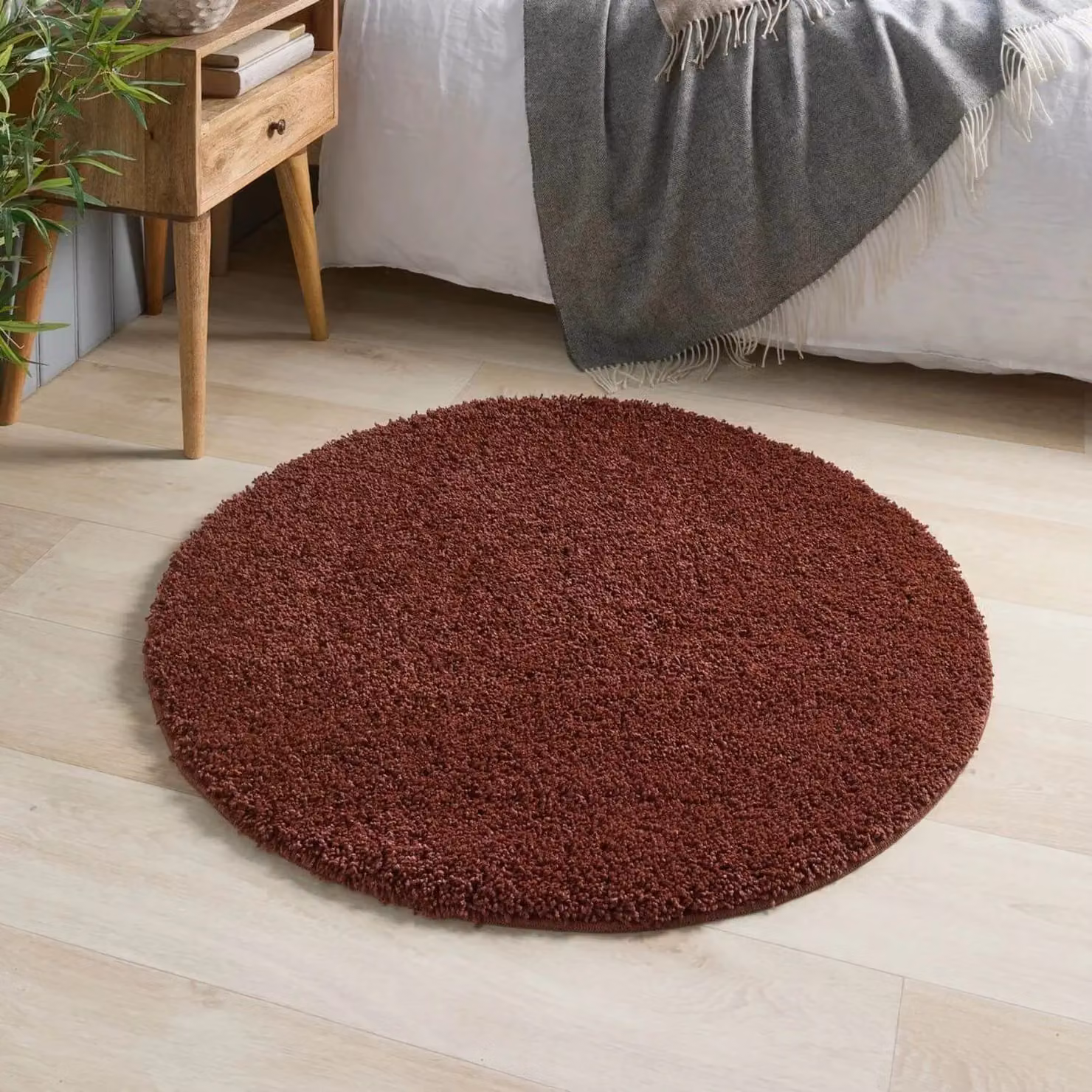THE RUGS Washable Non Slip Shaggy Plain Rug in Red, W: 60 cm, L: 100 cm – 8