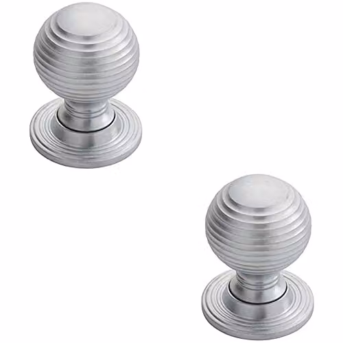 Loops 2 Pack Textured Reeded Ball Cupboard Door Knobs in Satin Chrome
