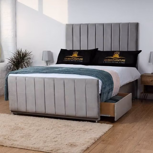 UK Bed Furniture Hampton Grey Velvet Divan Bed with 4 Drawers and 26 Inch Headboard, W/D/H: 120 x 200 cm