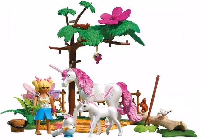 Playmobil Magical Unicorns Stable for Mother and Foal in Pink