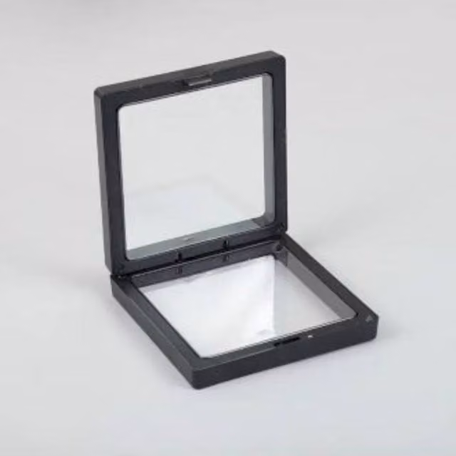 KDMD Small 3D Floating Frame Display, Black, Square Plastic Tabletop and Wall Frame, W/D/H: 7 x 7 x 7 cm – 1
