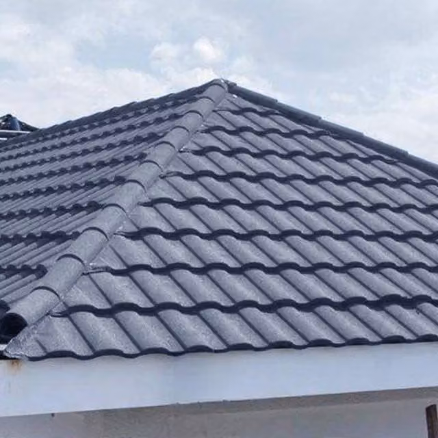 Livingandhome Set of 10 Half Round Asphalt Shingle Coated Metal Roofing in Grey