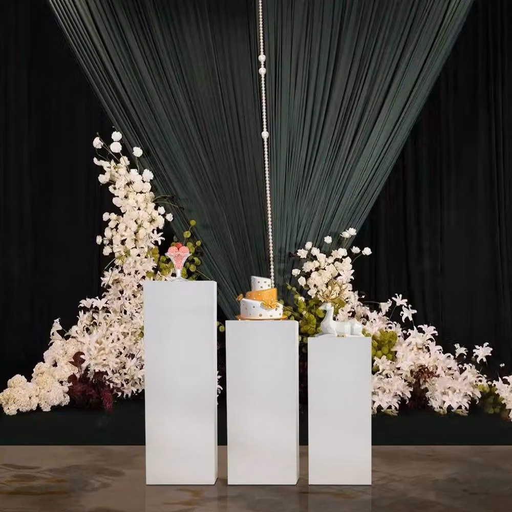 Kelvenix Set of 3 Square Metal Dessert Pedestals in White – 3