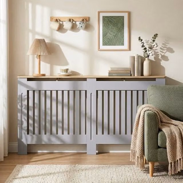 HOMCOM Modern Painted Slatted MDF Radiator Cover Cabinet with Lined Grill in Grey
