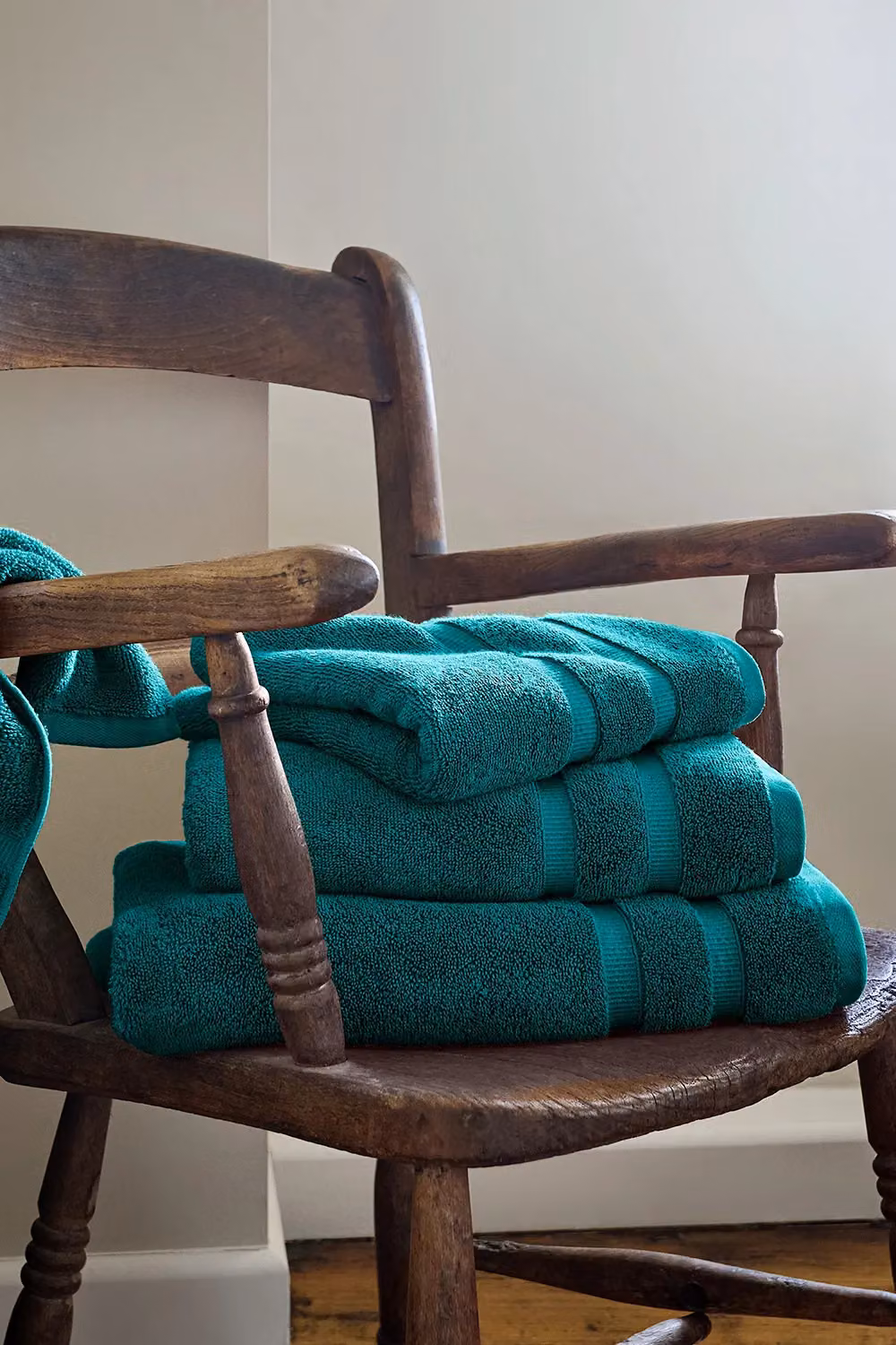 CHRISTY Signum 8 Piece Heavyweight 100% Combed Cotton Towel Bundle in Teal – 2