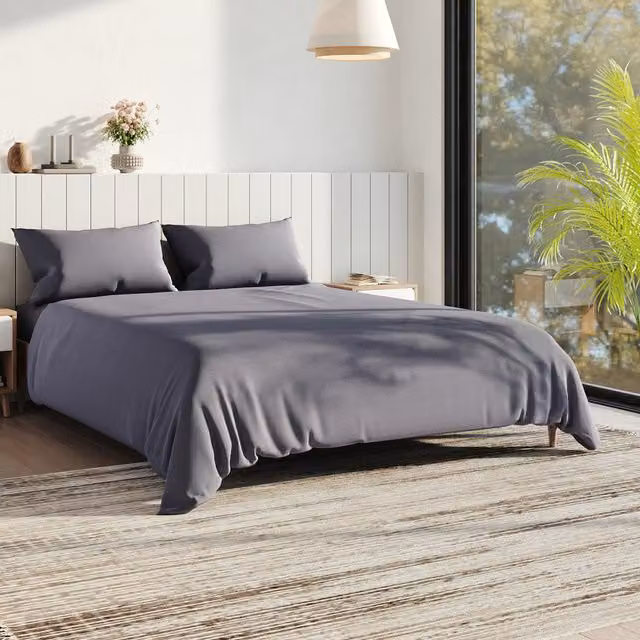 Livingandhome Grey and Silver Striped Polyester Duvet Cover and Pillowcase Set