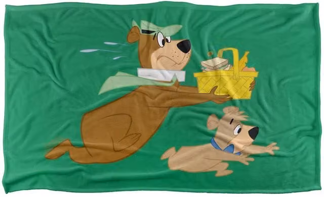 Warner Bros. Yogi Bear Yogi and Boo Boo Steal Picnic Basket Super Soft Fluffy Polyester Blanket, Large, Multicolour and Green – 1