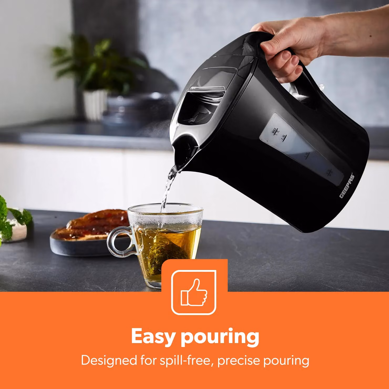 Geepas 1.7 l Cordless Electric Kettle with Rapid Boil 2200W in Black – 4