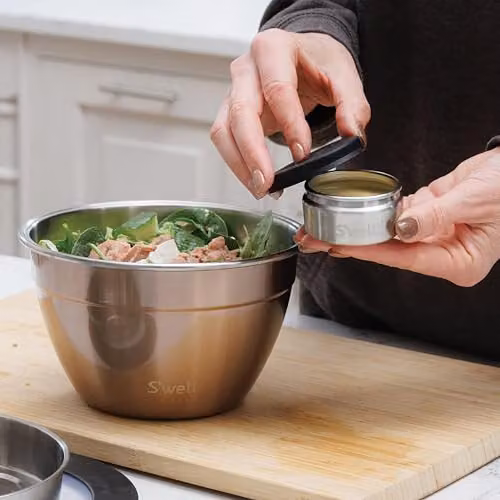 S'well Pyrite Salad Bowl Kit in Gold, 1.9L – 6