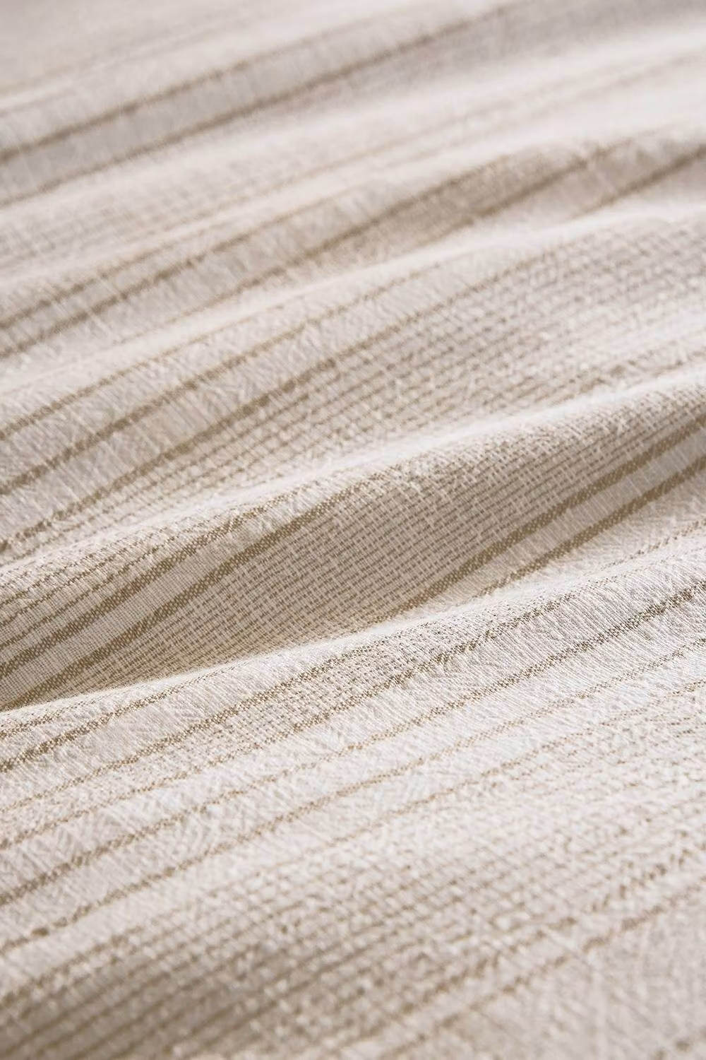 Murmur Reversible Striped Woven Cotton Duvet Cover and Pillowcase Set in Beige, W/D/H: 200 x 200 cm – 3