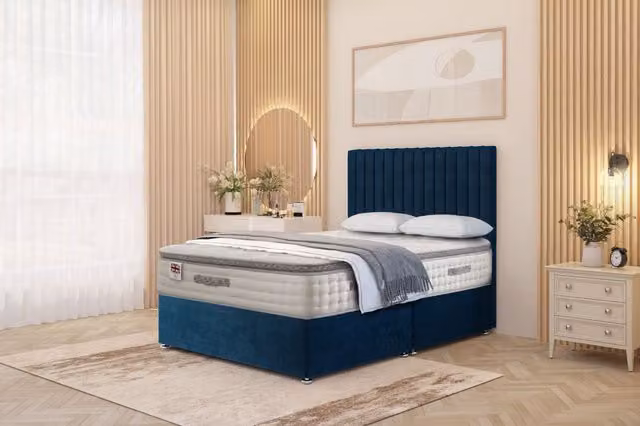 Somnior Eleanor Plush Divan Bed Set with Pillowtop Hybrid Mattress and 54 inch Headboard in Blue Velvet, W/D/H: 120 x 200 cm