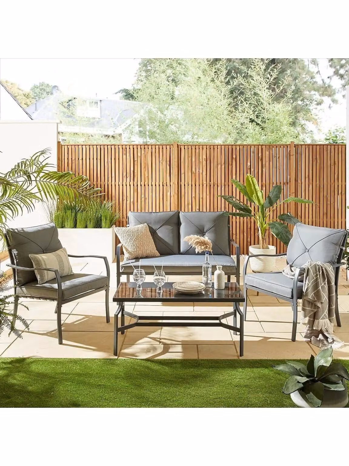 Cheap Furniture Warehouse Modern Grey Upholstered Outdoor Sofa Set with Coffee Table and Fabric Cushions