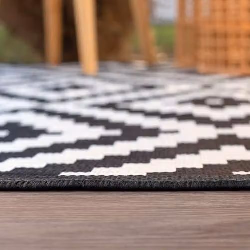 THE RUGS Diamond Geometric Outdoor and Indoor Area Rug, Black, W: 240 cm, D: 340 cm – 8