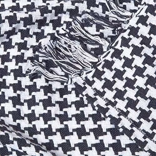 HOMESCAPES Black Houndstooth Cotton Throw Blanket, W: 152 cm, D: 203 cm – 3