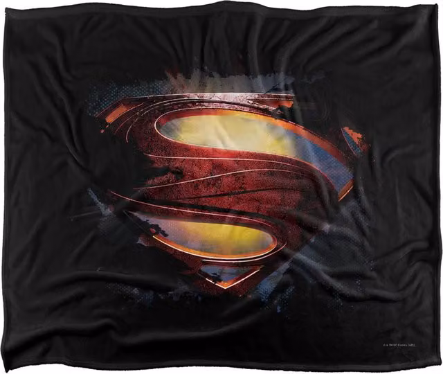 DC Comics Superman Man of Steel Grungy Shield Super Soft Microfibre Throw Blanket, White, W: 152 cm, D: 127 cm – 6