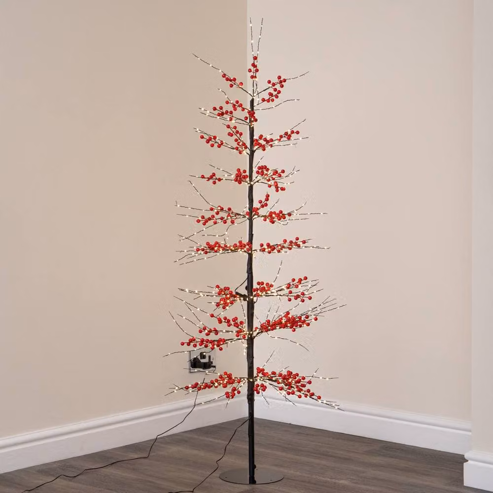Samuel Alexander 1.5m Light up Red Berry Christmas Tree with 635 Warm White LEDs – 3