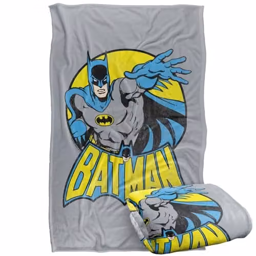 Warner Bros. Batman Vintage T-Shirt Super Soft Fleece Throw Blanket, Multicolour, W: 91.44 cm, H: 147 cm – 1
