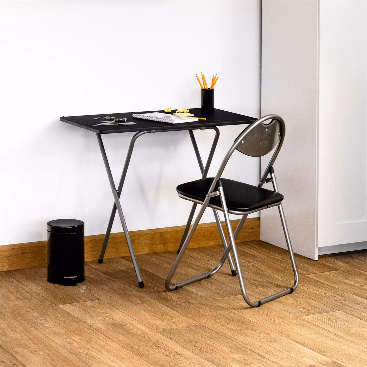 Harbour Housewares Modern Folding Computer Desk with Black Wood Top and Silver Metal X-Frame – 6