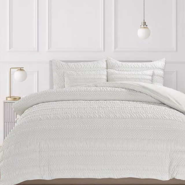 Velosso White Modern Graphic 3D Embossed Geometric Pattern Duvet Cover and Pillowcase Set, W: 90 cm, L: 190 cm